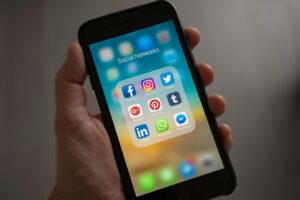 social media algorithm